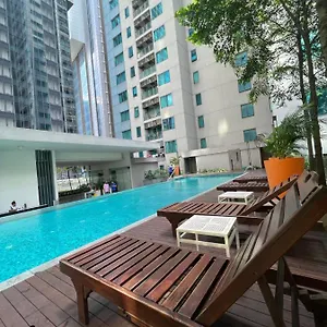 Summer Klcc By Luna Апартаменты